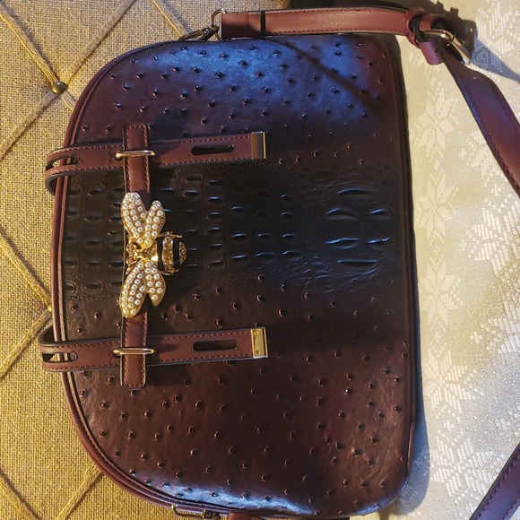 Handbag Republic Classic Burgundy Convertible Satchel with Gemstone Bee Charm - Picture 2 of 15